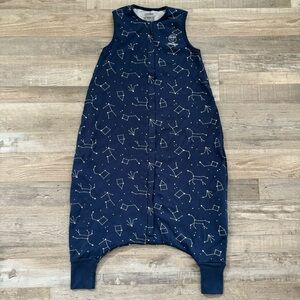 Woolino sleep walker with feet 3-4T